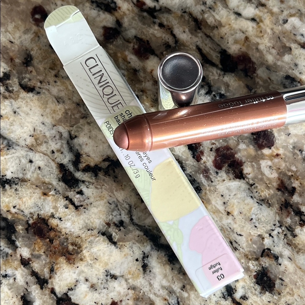 ⚡️💕Clinique Chubby Stick Eyeshadow Fuller Fudge - Picture 2 of 12